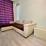 Paradise Complex פרימורסקו