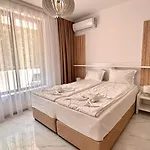 Paradise Complex דירה פרימורסקו