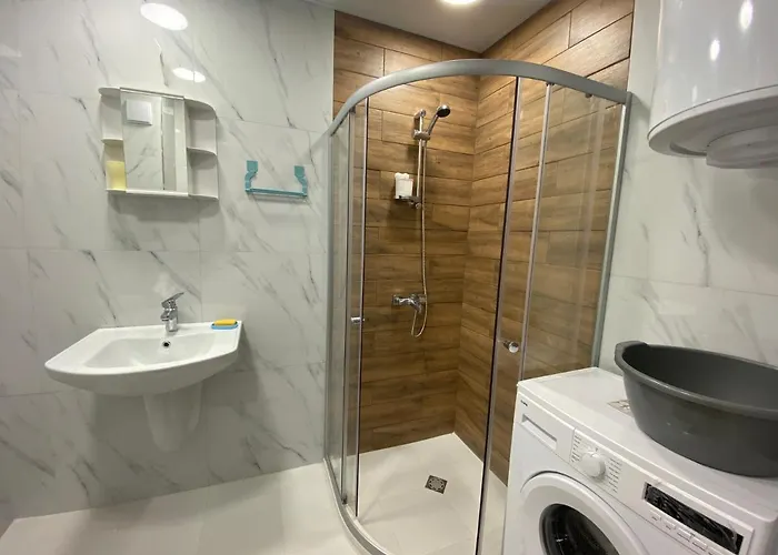 Paradise Complex 公寓