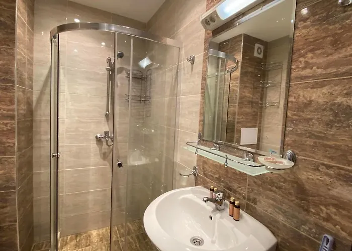 Paradise Complex 公寓