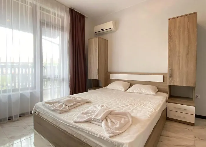 Paradise Complex * 普里莫尔斯科