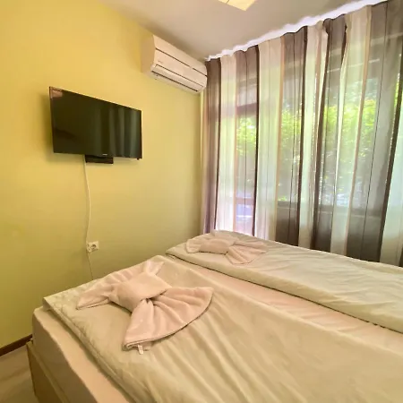 Paradise Complex Apartmán *